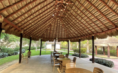 #106 Puerto Morelos - Regatta 3 BD 4 BA Condo - covered dining area palapa and grill area