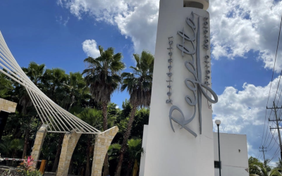 #106 Puerto Morelos - Regatta 3 BD 4 BA Condo - main entrance off the highway