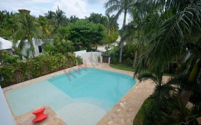 #114 Riviera Maya single family home featuring beautiful tropical garden and pool area