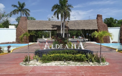 #4 Aldea Ha - 3 BD 4.5 BA Home - main entrance from the 307 Highway
