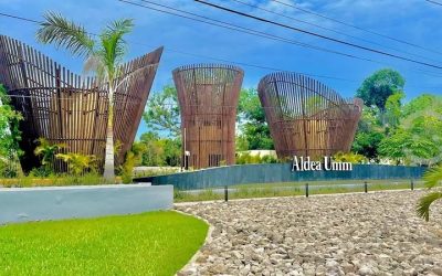 #40 Puerto Morelos - Aldea Umm entrance entrada.1