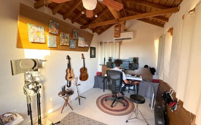 Botique Hotel Holbox office or recording stuido with air conditioning and ceiliing fan